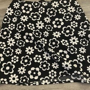 Hollister Black and White Floral Mini Skirt